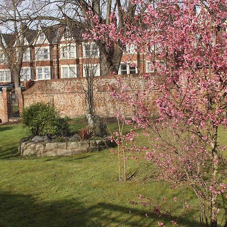 Aylestone Court Hotel Hereford Buitenkant foto